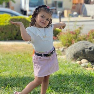 Meet your Posher, Pedrina